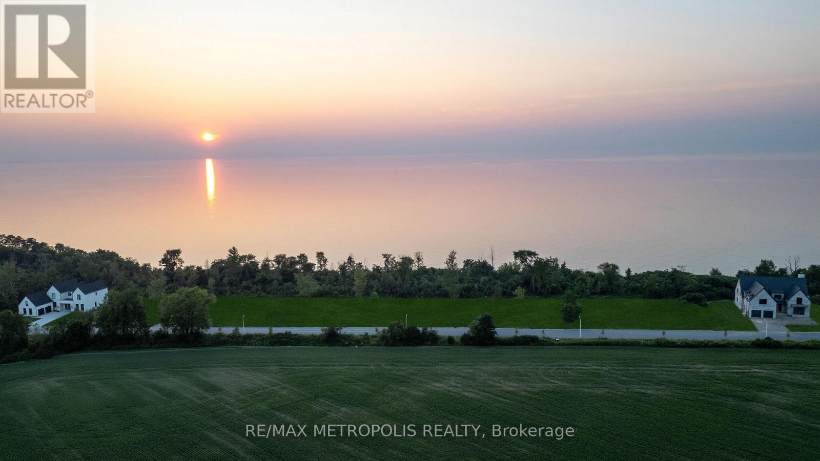 7053 Blue Coast Heights, Plympton-Wyoming, ON