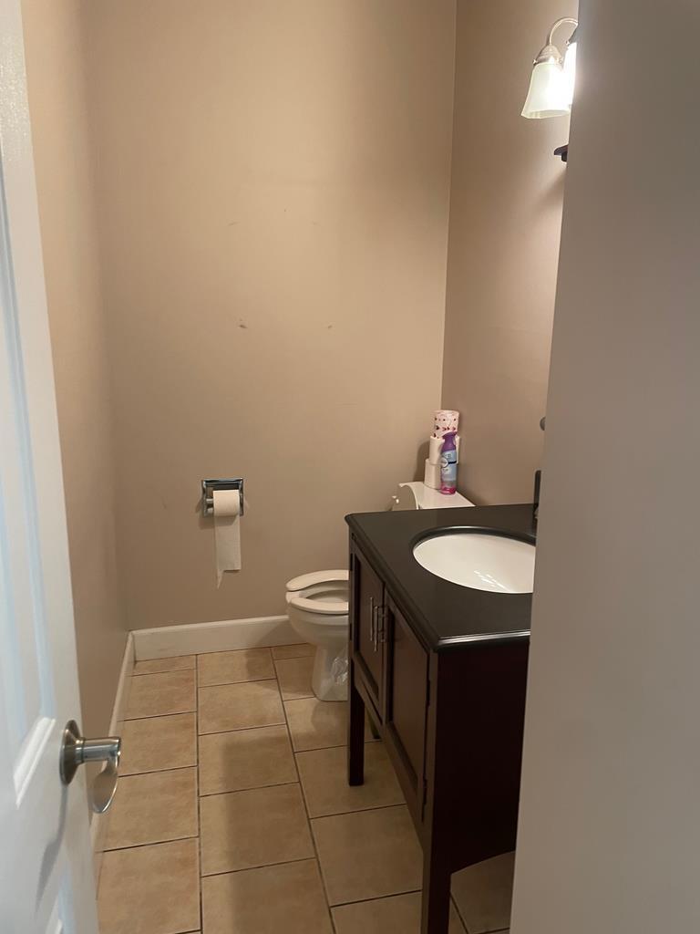 14707 119 Avenue, Edmonton, AB