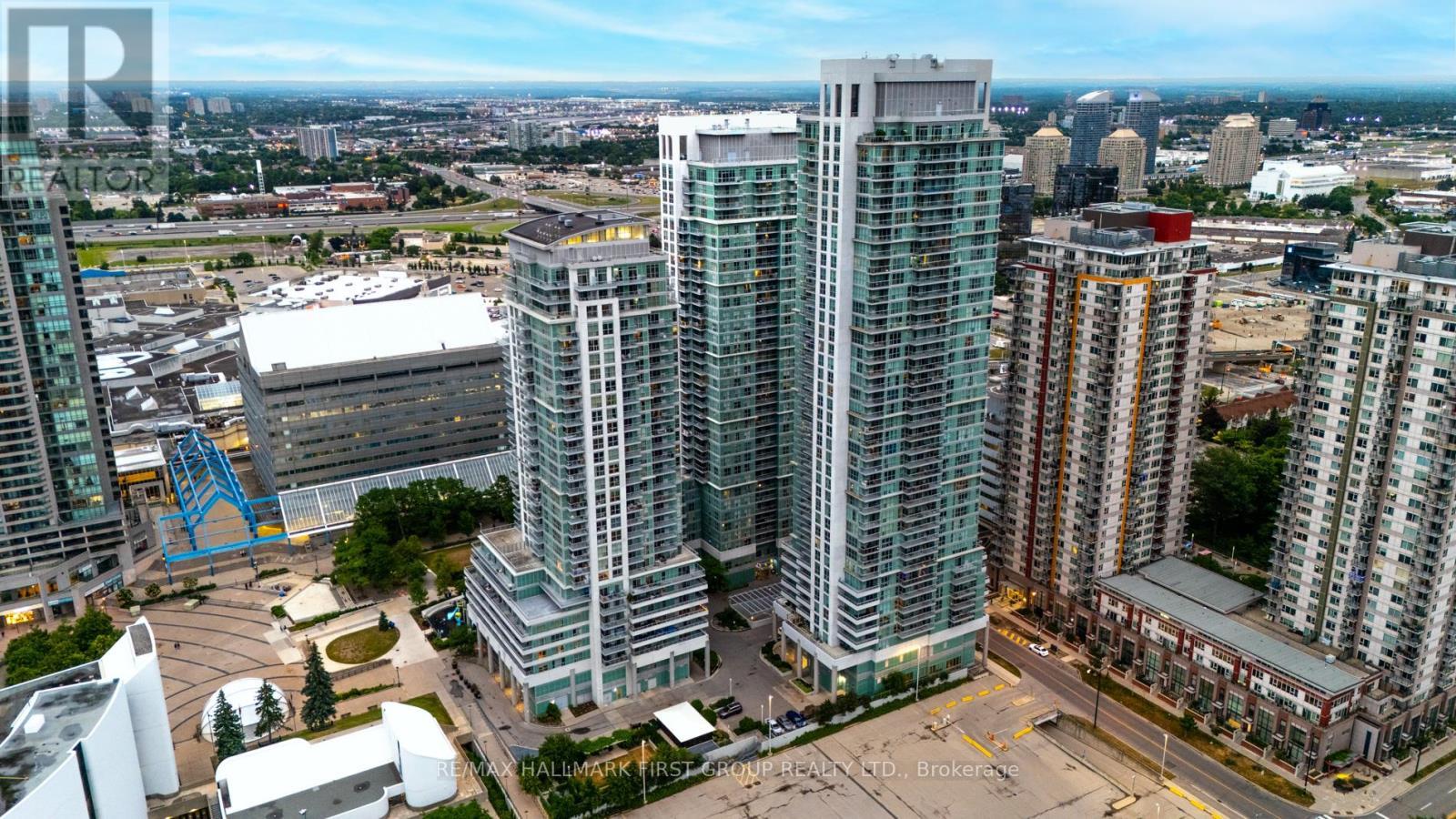 405 - 70 Town Centre Court, Toronto, ON - Outdoor
