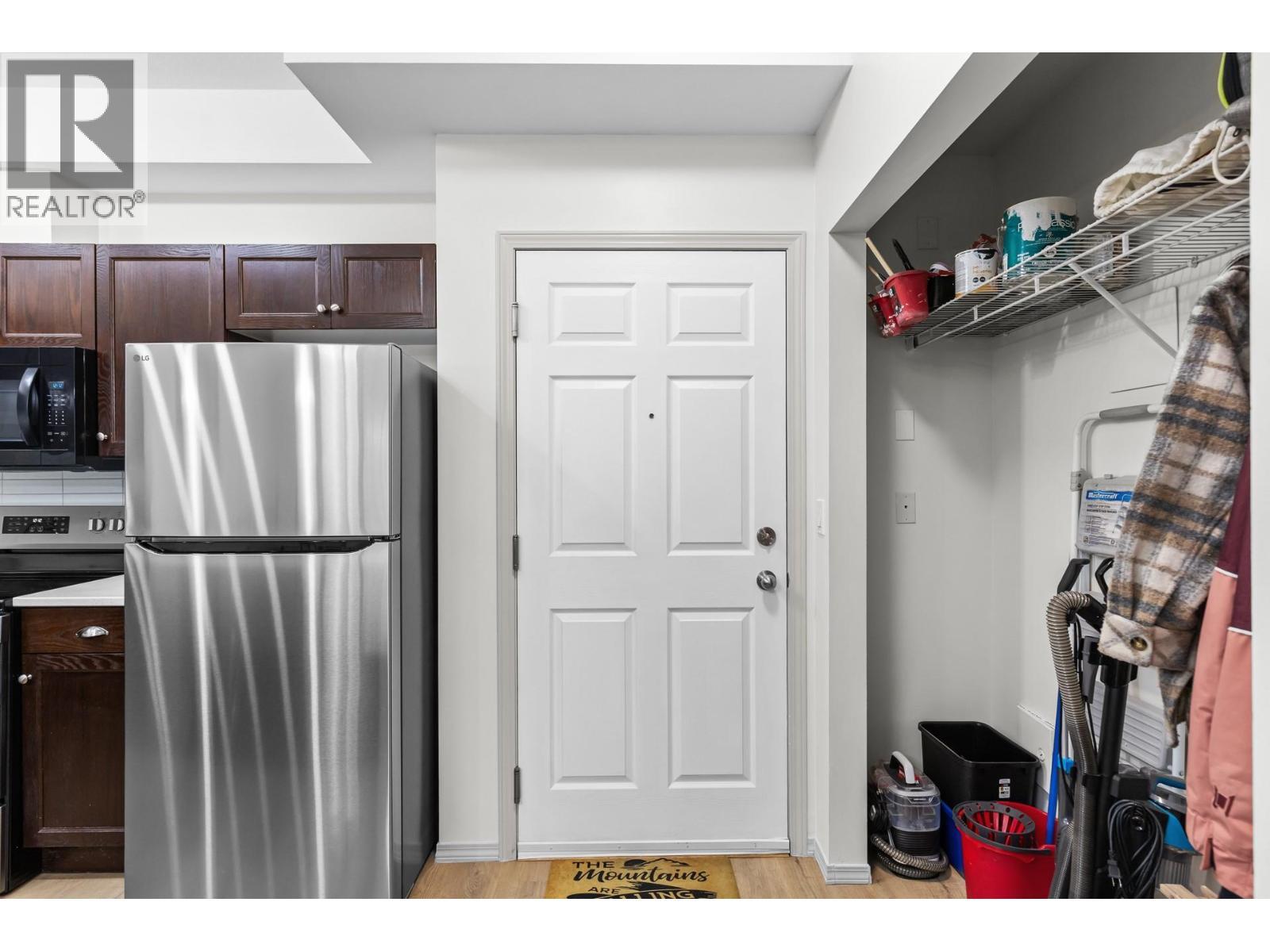 250 Hollywood Road S Unit# 119, Kelowna, BC - Indoor Photo Showing Kitchen