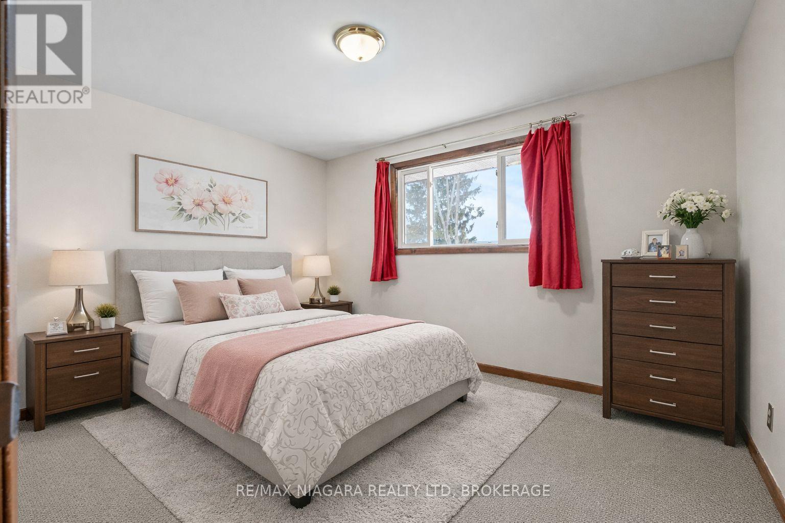 virtually staged - 12 Hampton Court, Welland (Prince Charles), ON - Indoor Photo Showing Bedroom
