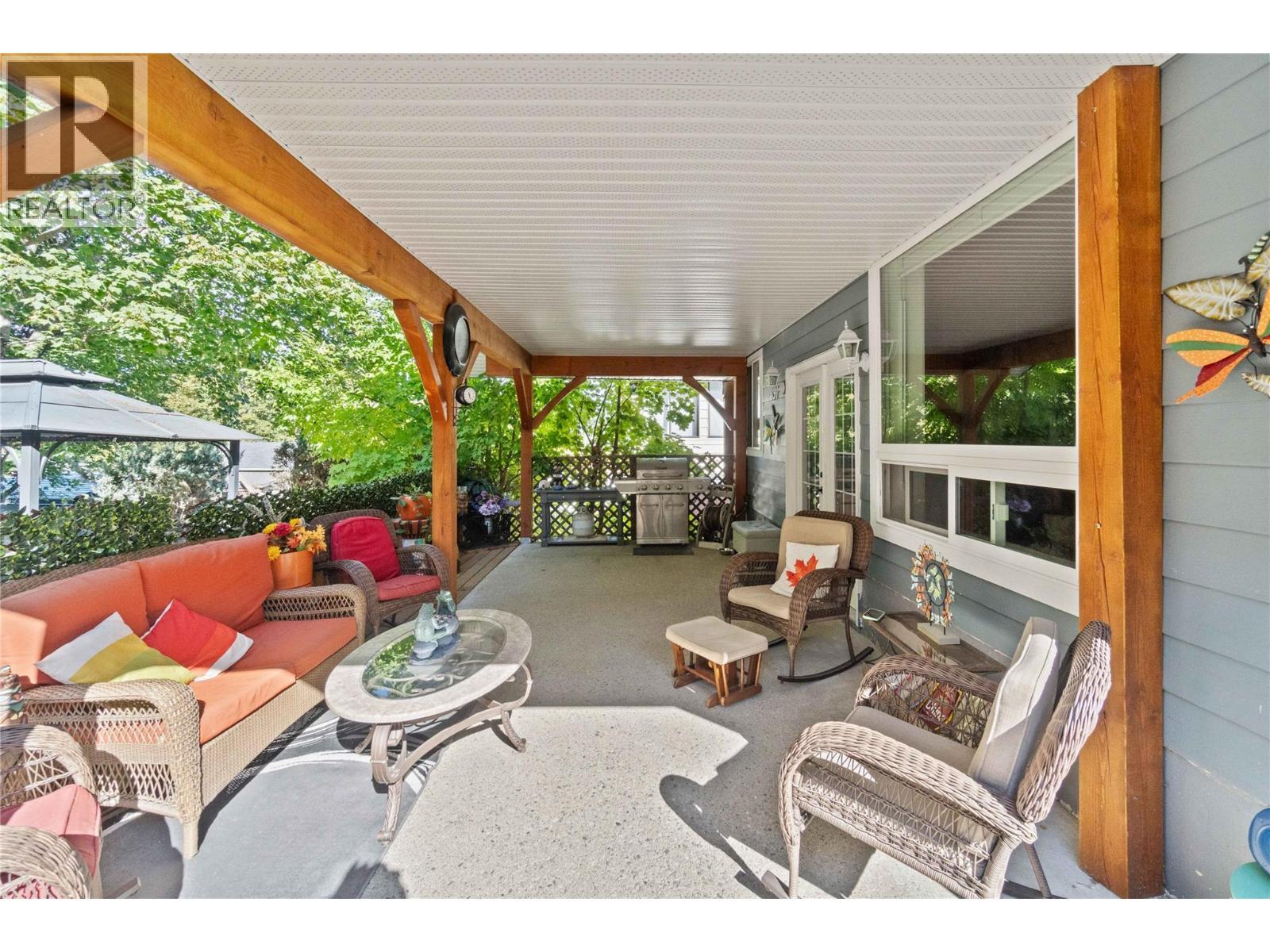 491 7 Street Se, Salmon Arm, BC - Outdoor With Deck Patio Veranda With Exterior