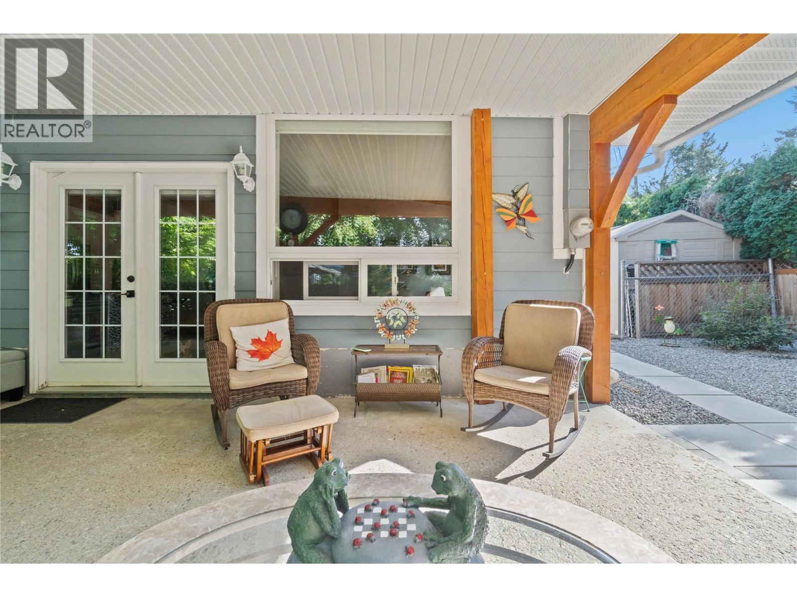 491 7 Street Se, Salmon Arm, BC - Outdoor With Deck Patio Veranda