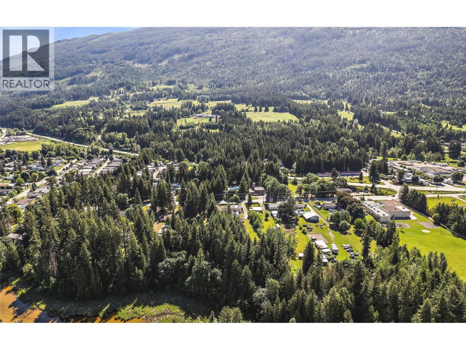 6641 50Th Street Ne, Salmon Arm, BC