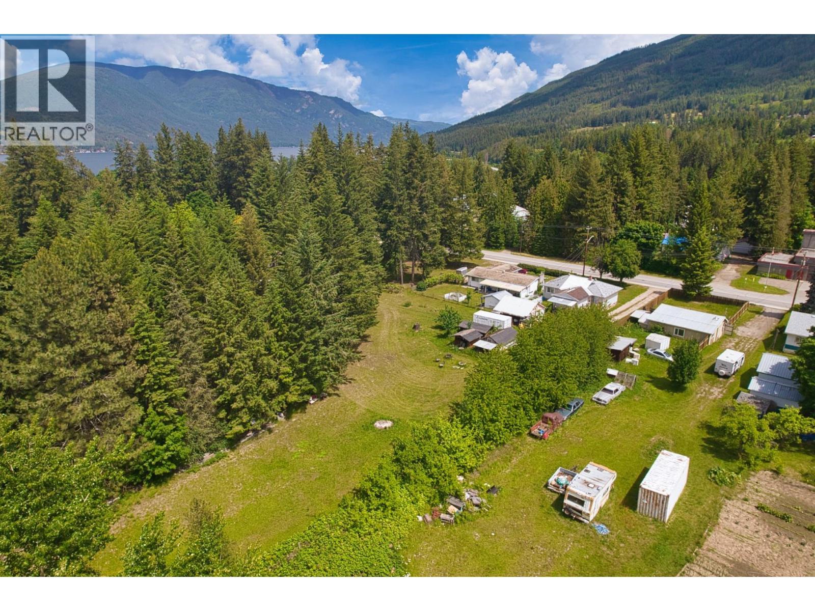 6641 50Th Street Ne, Salmon Arm, BC