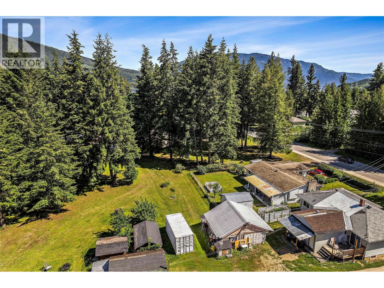 6641 50Th Street Ne, Salmon Arm, BC