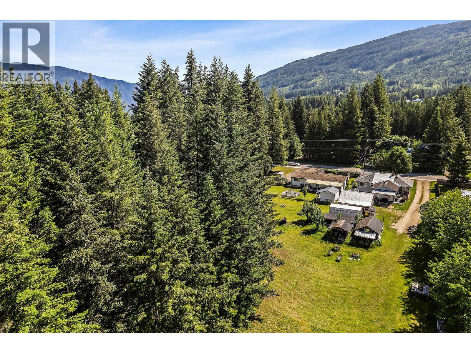 6641 50Th Street Ne, Salmon Arm, BC