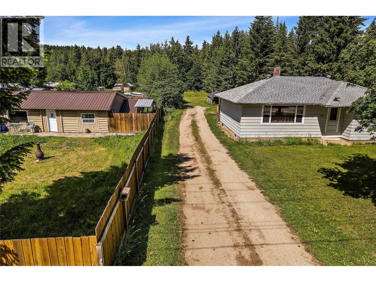 6641 50Th Street Ne, Salmon Arm, BC