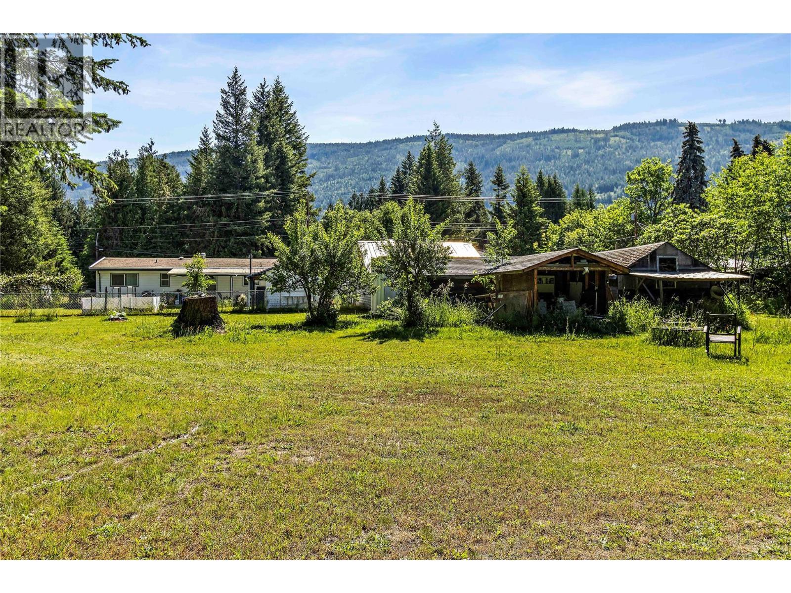 6641 50Th Street Ne, Salmon Arm, BC