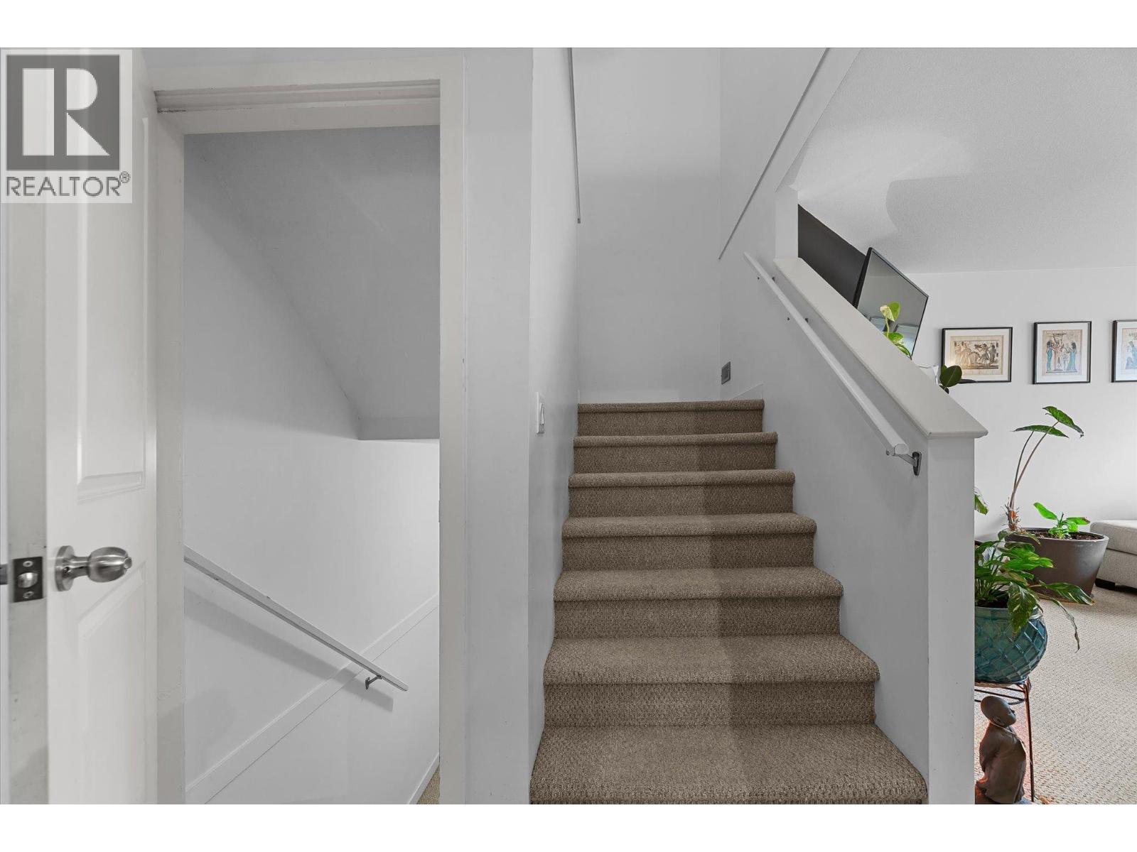 2003 Montego Street, West Kelowna, BC - Indoor Photo Showing Other Room