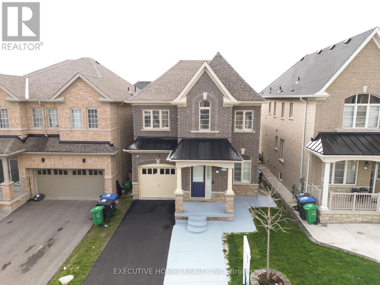 7 Spokanne Street, Brampton, ON - Outdoor With Facade