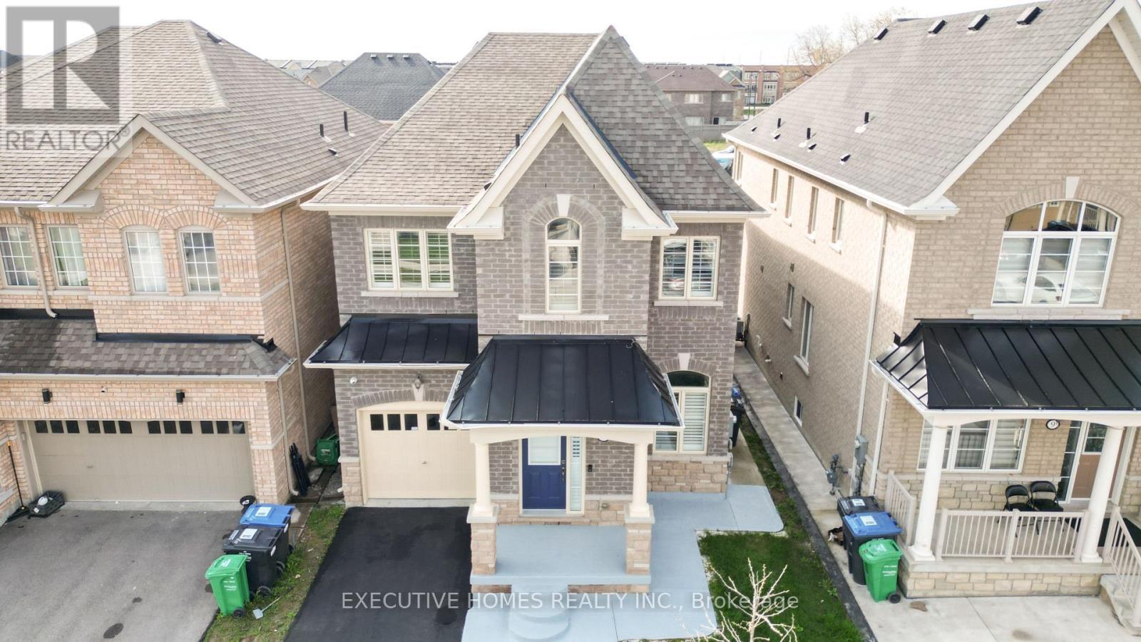 7 Spokanne Street, Brampton, ON - Outdoor