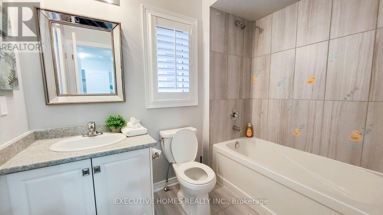7 Spokanne Street, Brampton, ON - Indoor Photo Showing Bathroom