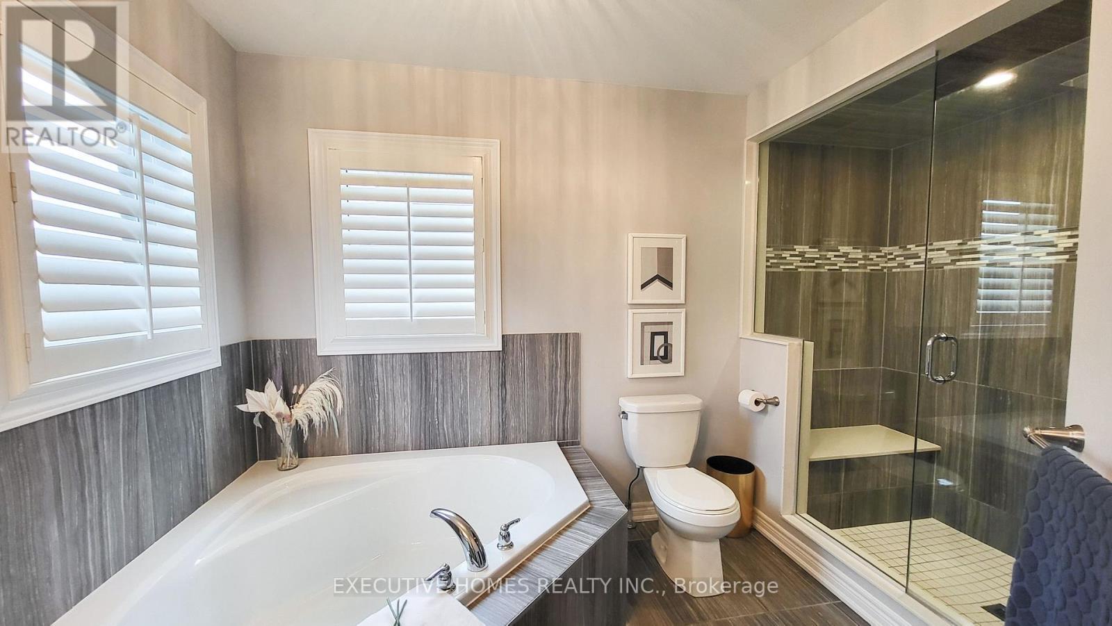 7 Spokanne Street, Brampton, ON - Indoor Photo Showing Bathroom