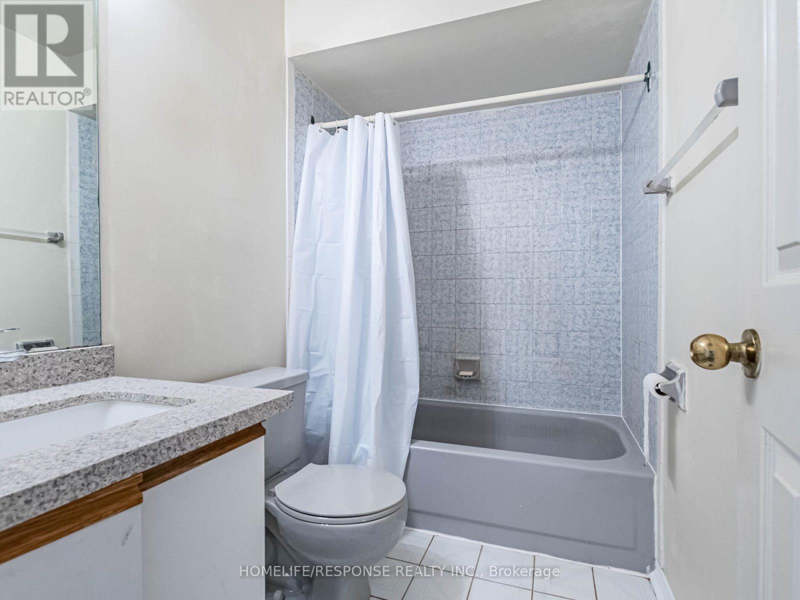 78 - 2275 Credit Valley Road, Mississauga, ON - Indoor Photo Showing Bathroom