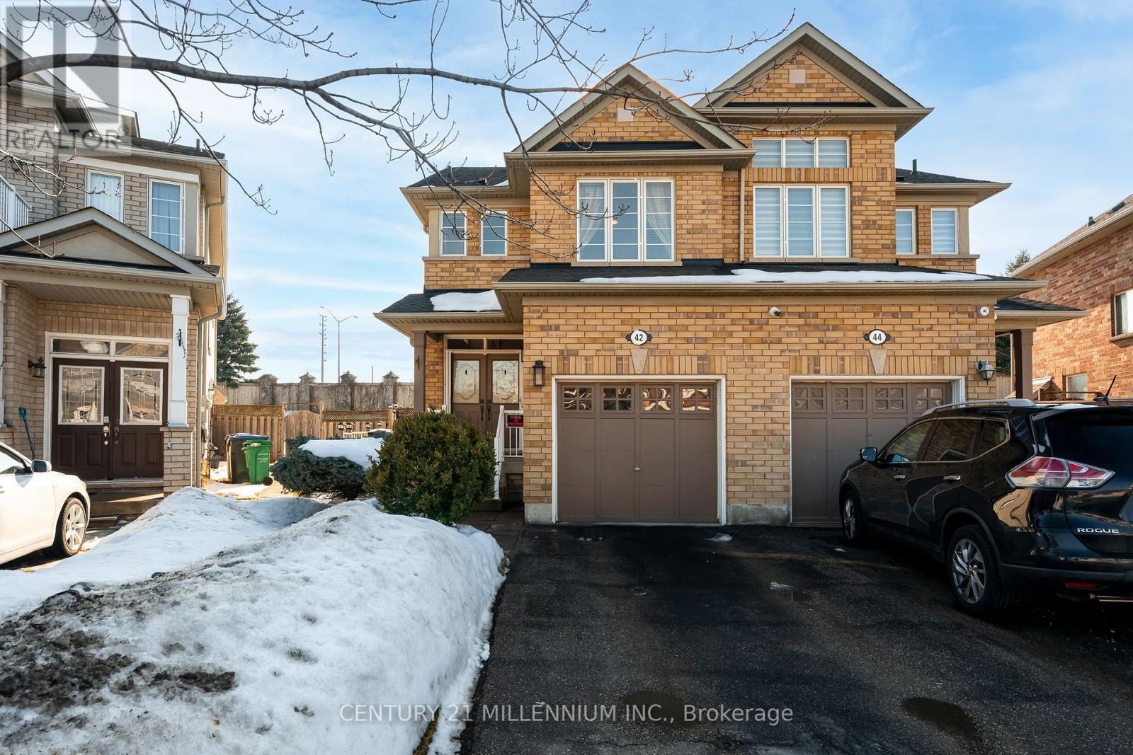 42 Rubysilver Drive, Brampton, ON - Outdoor