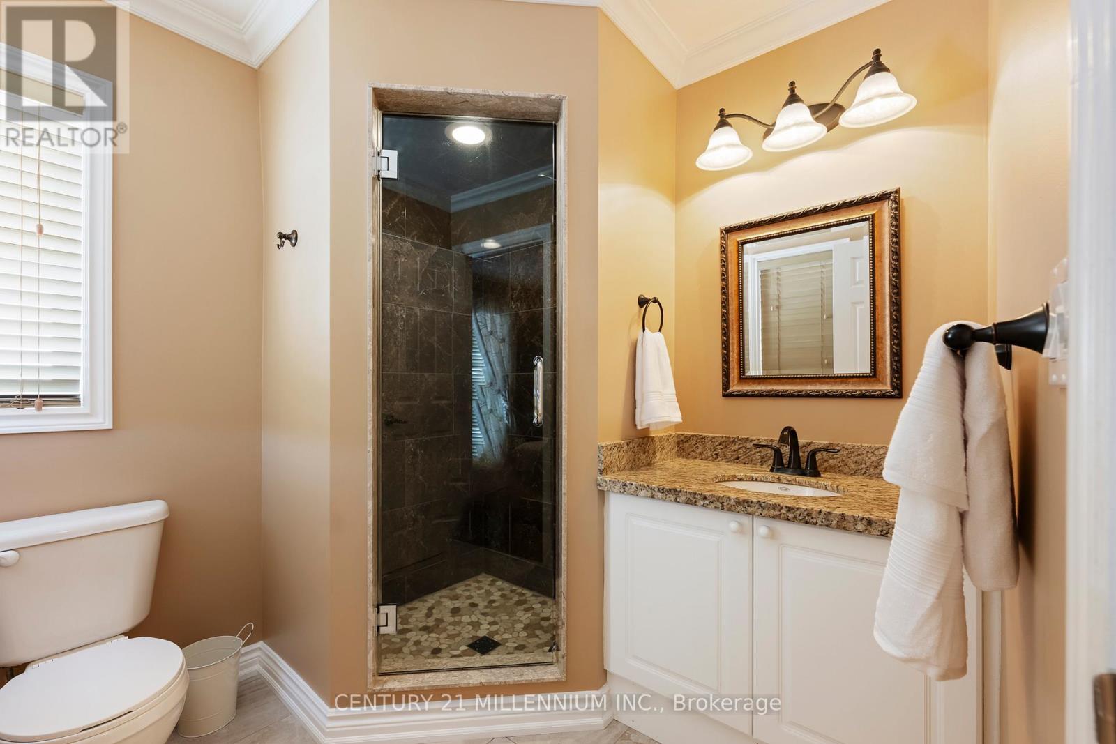 42 Rubysilver Drive, Brampton, ON - Indoor Photo Showing Bathroom