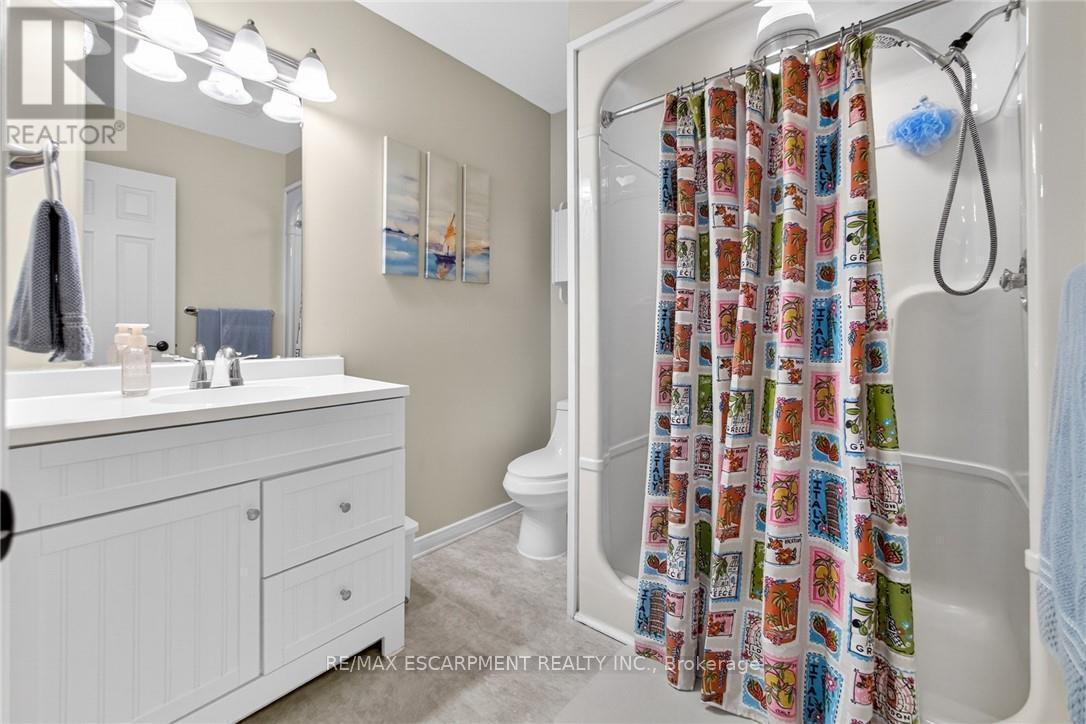 42004 Highway 3, Wainfleet, ON - Indoor Photo Showing Bathroom