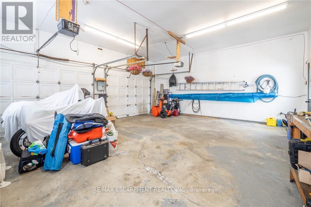 42004 Highway 3, Wainfleet, ON - Indoor Photo Showing Garage