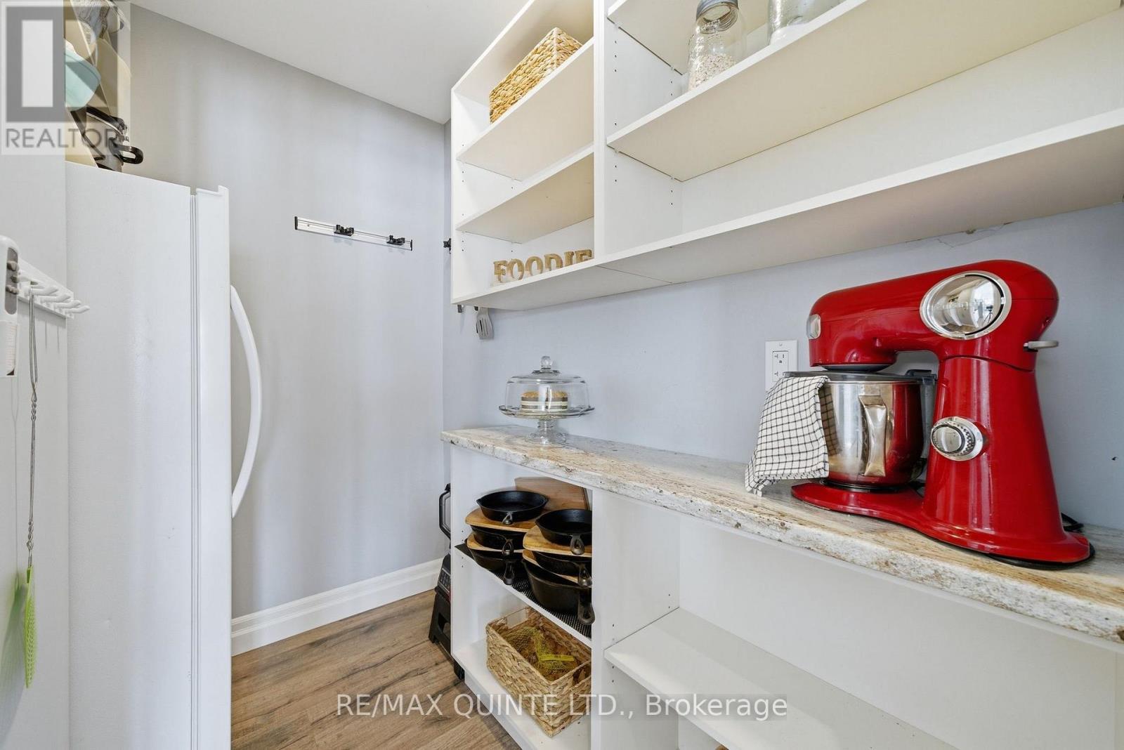 75 John Meyers Road, Quinte West (Sidney Ward), ON - Indoor