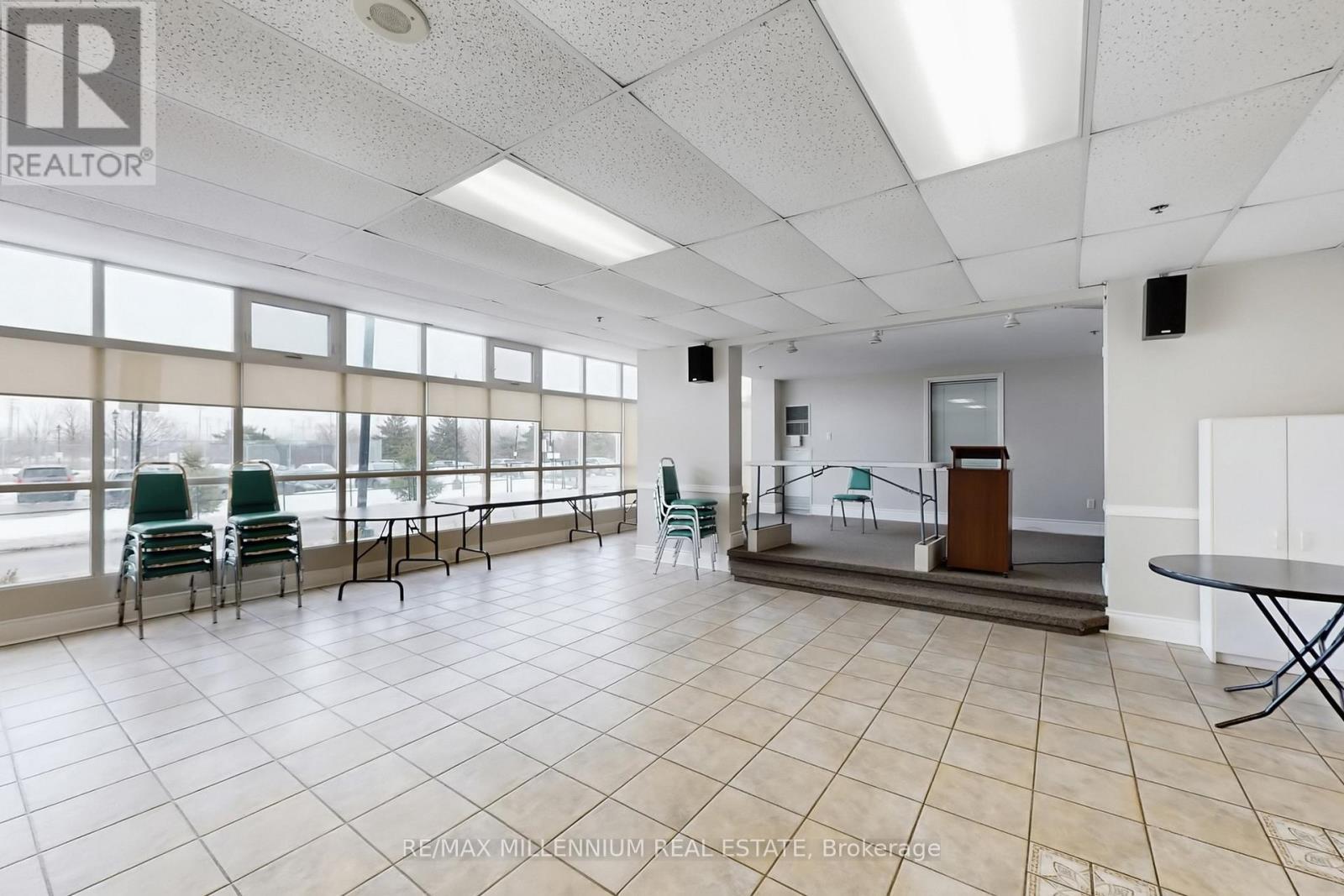 619 - 7373 Martingrove Road, Vaughan, ON - Indoor Photo Showing Other Room