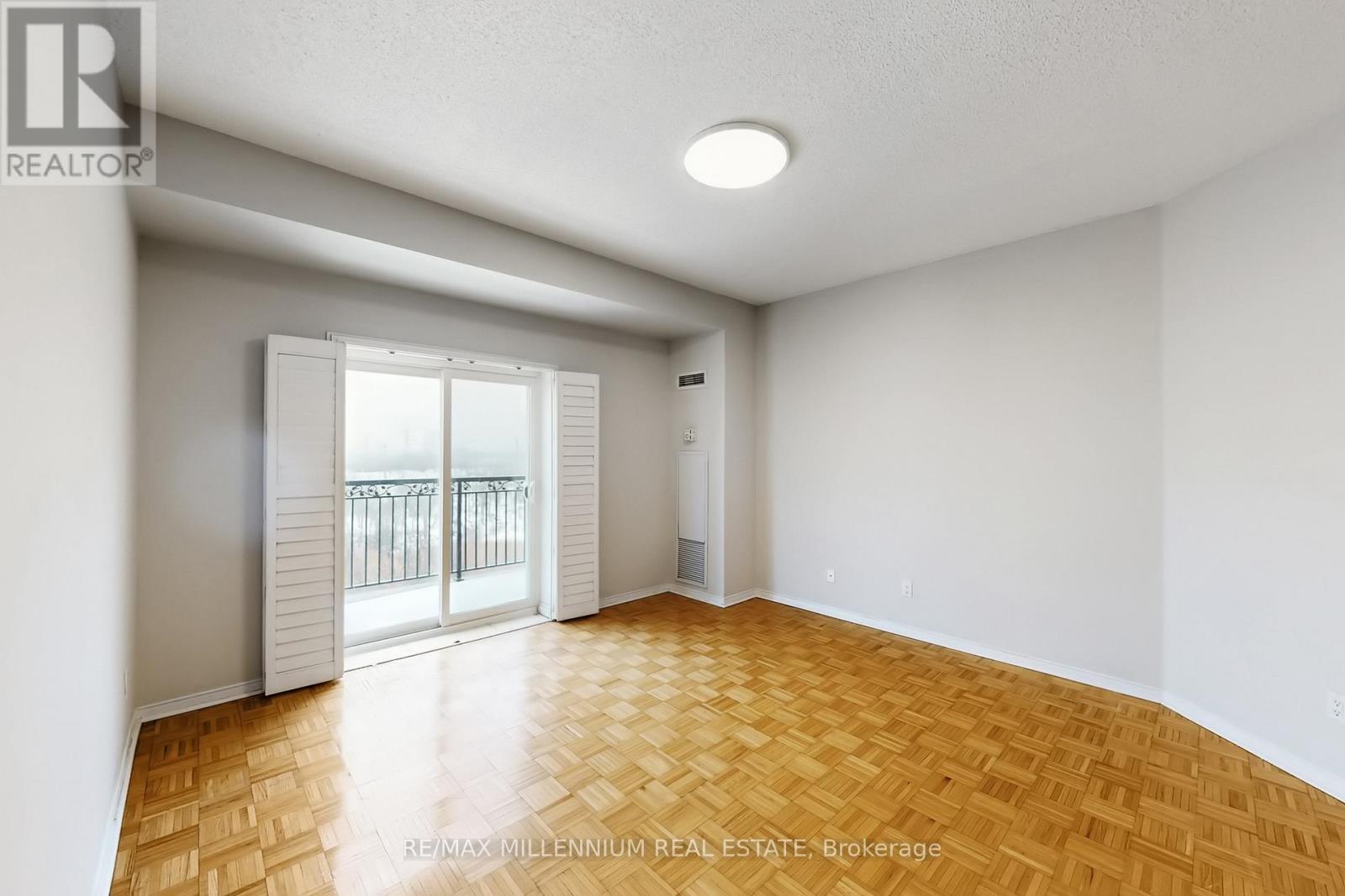 619 - 7373 Martingrove Road, Vaughan, ON - Indoor Photo Showing Other Room