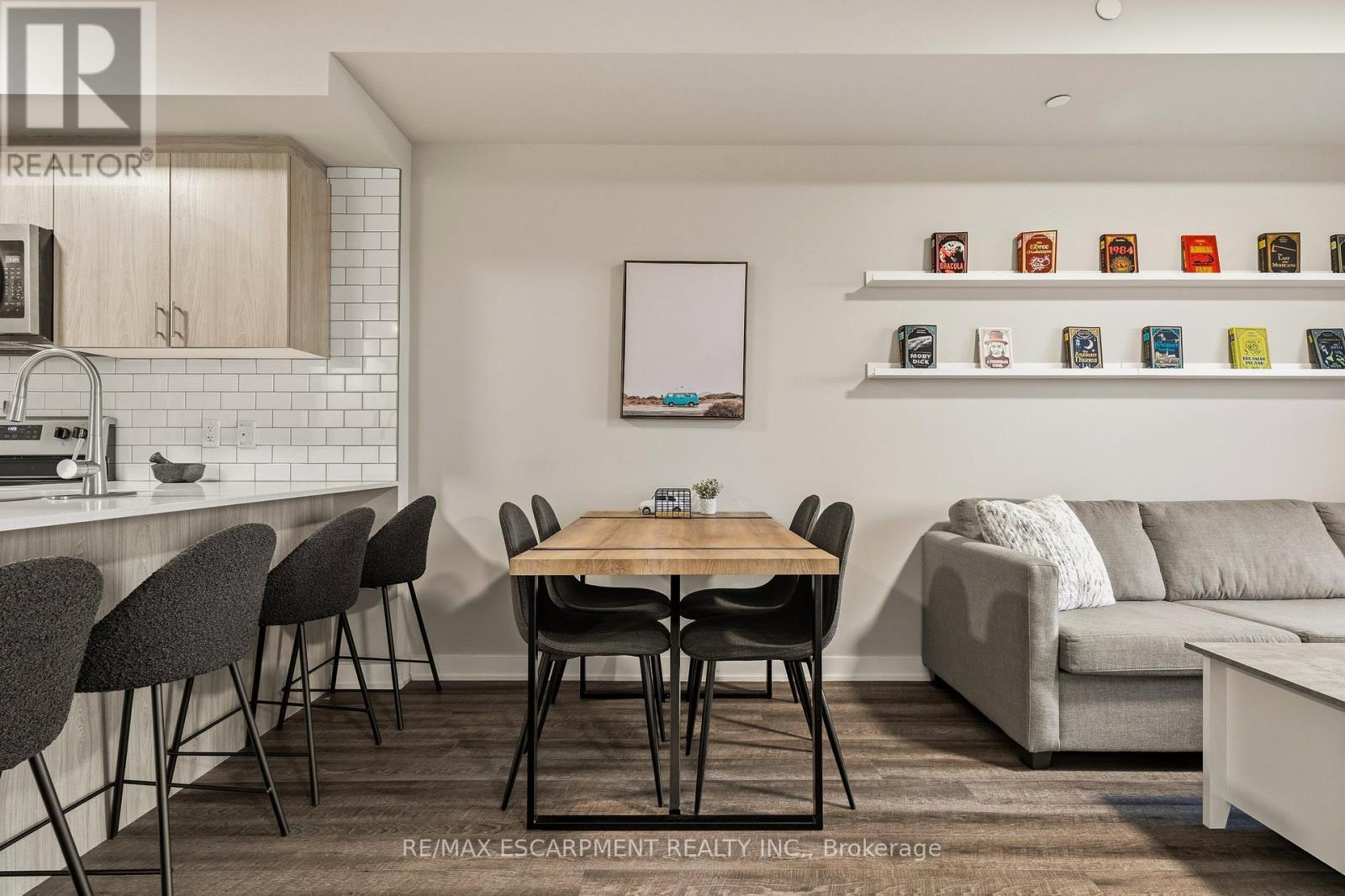 413 - 16 Markle Crescent, Hamilton, ON