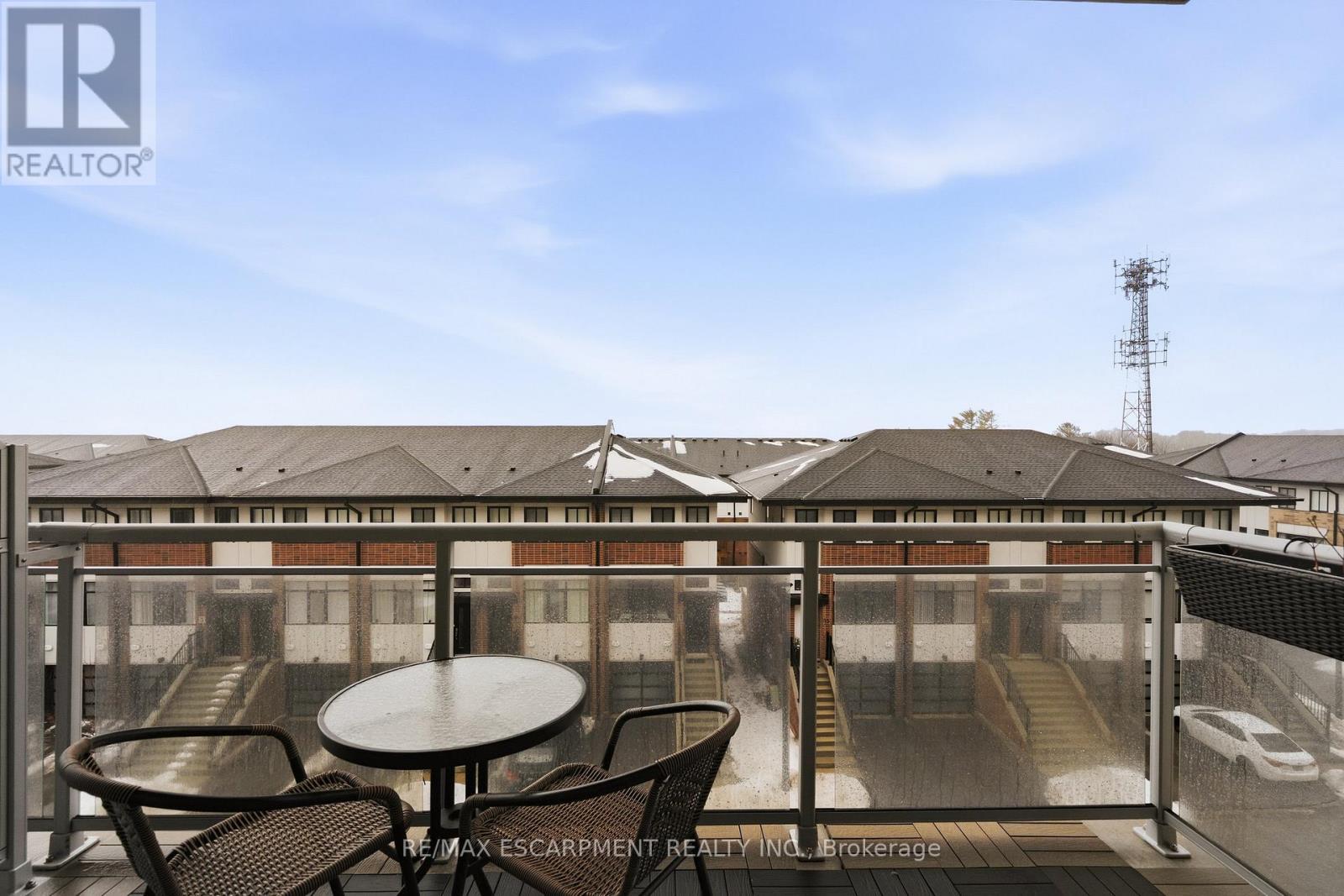 413 - 16 Markle Crescent, Hamilton, ON