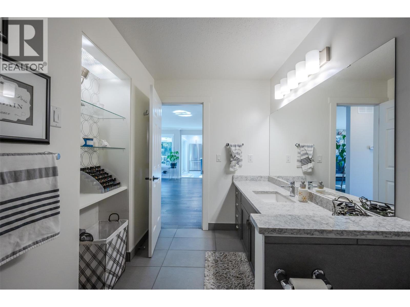 150 Sumac Ridge Drive, Summerland, BC - Indoor Photo Showing Bathroom