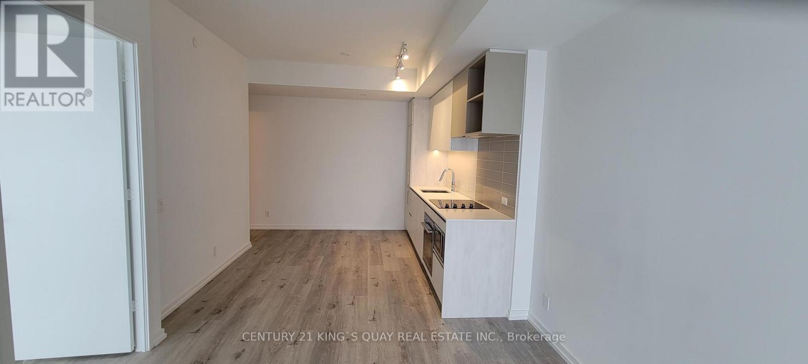 1201 - 1000 Portage Parkway, Vaughan, ON - Indoor Photo Showing Kitchen