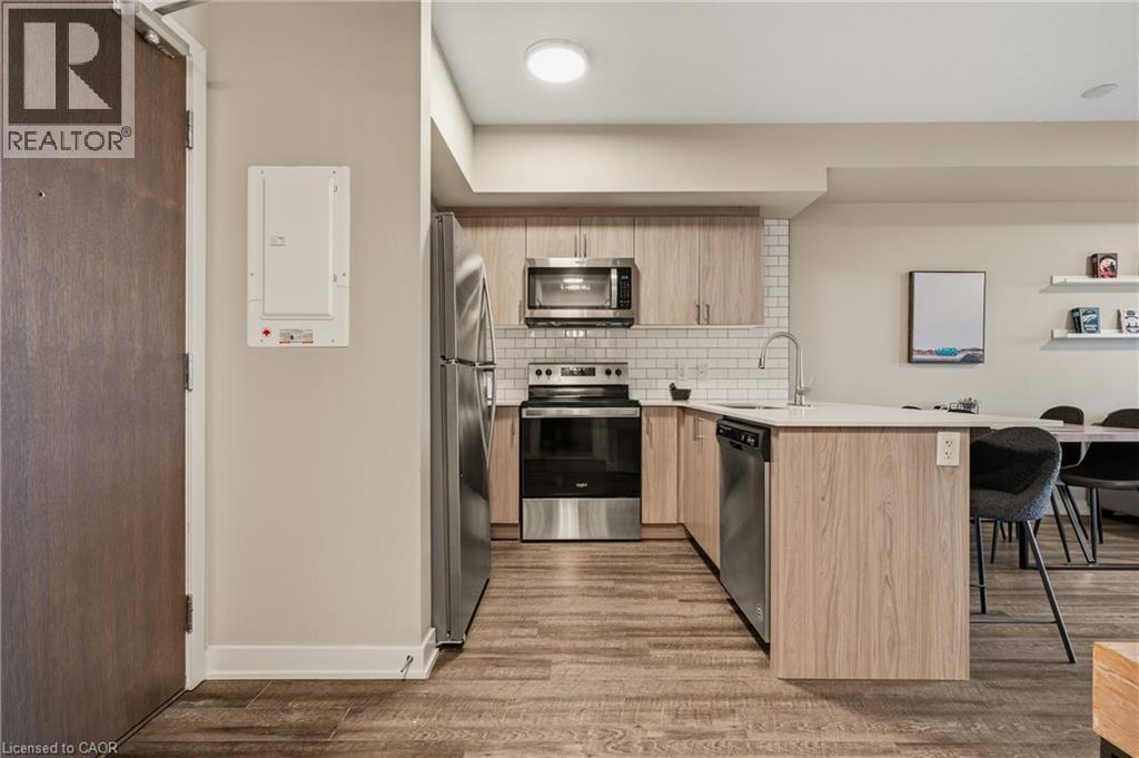 16 Markle Crescent Unit# 413, Hamilton, ON - Indoor Photo Showing Kitchen With Stainless Steel Kitchen