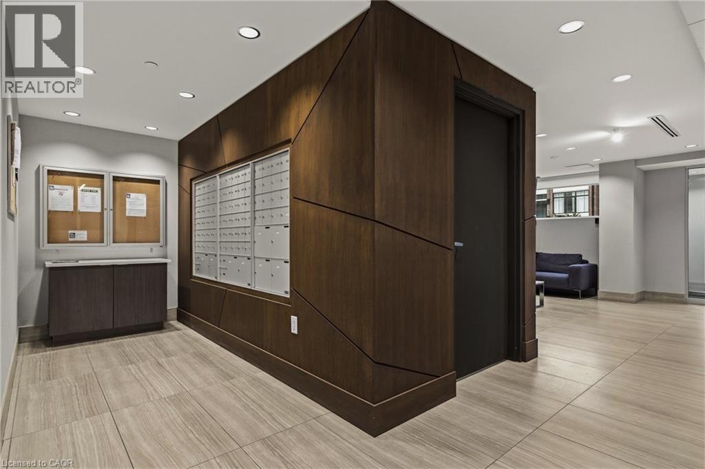 16 Markle Crescent Unit# 413, Hamilton, ON - Indoor Photo Showing Other Room