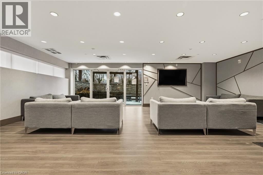 16 Markle Crescent Unit# 413, Hamilton, ON - Indoor