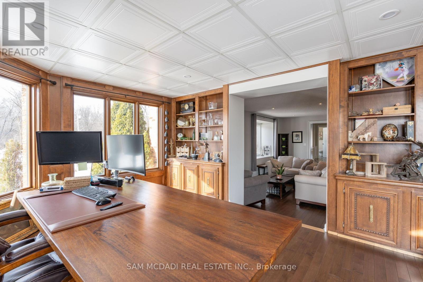 1046 Concession 6 Road W, Hamilton, ON