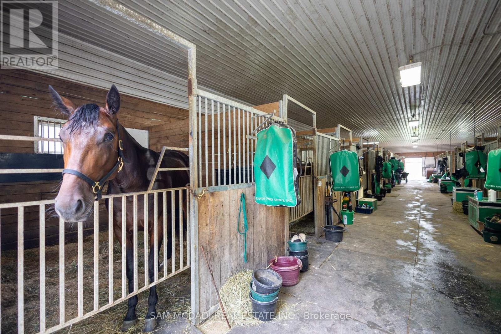 1046 Concession 6 Road W, Hamilton, ON