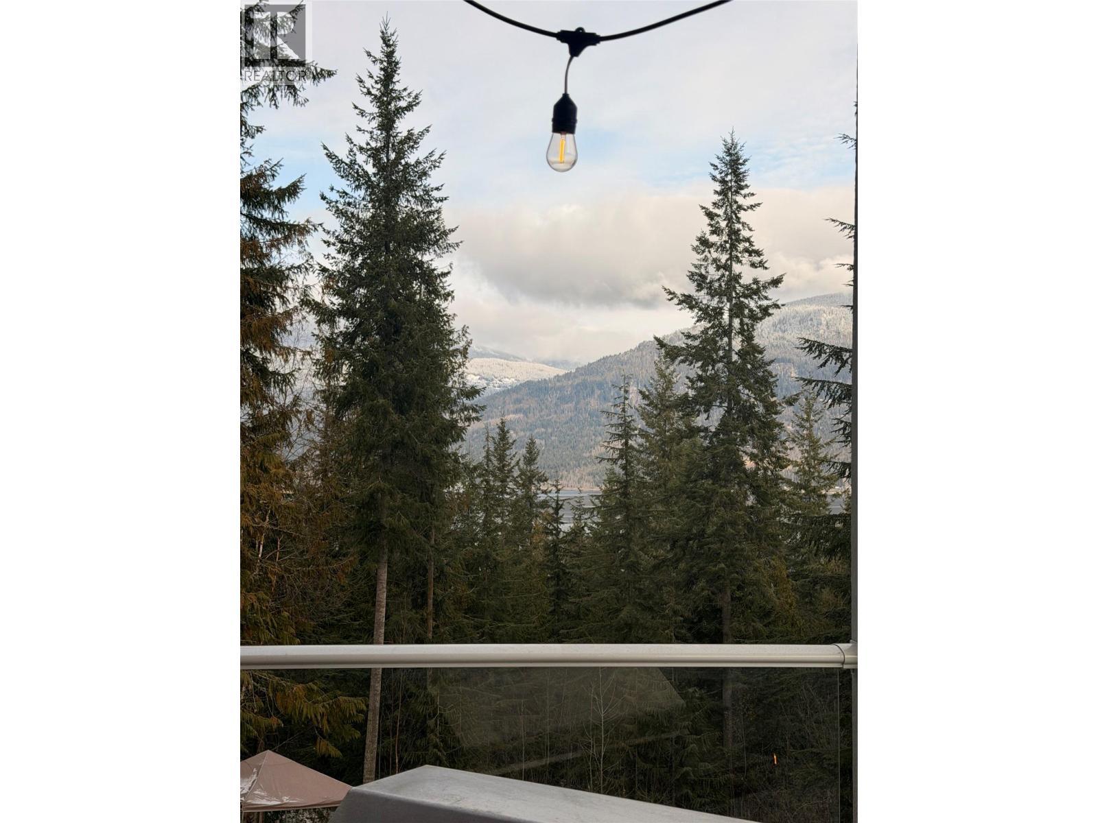 3970 Talin Place, Eagle Bay, BC - With View