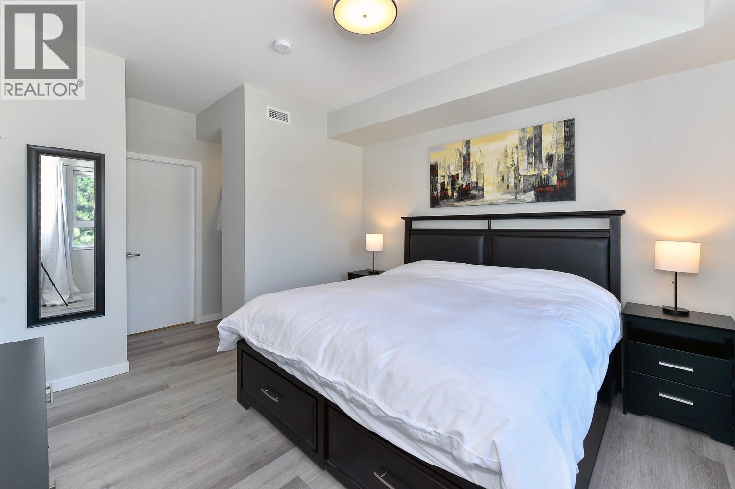 Primary bedroom. - 2301 Carrington Road Unit# 109, West Kelowna, BC - Indoor Photo Showing Bedroom