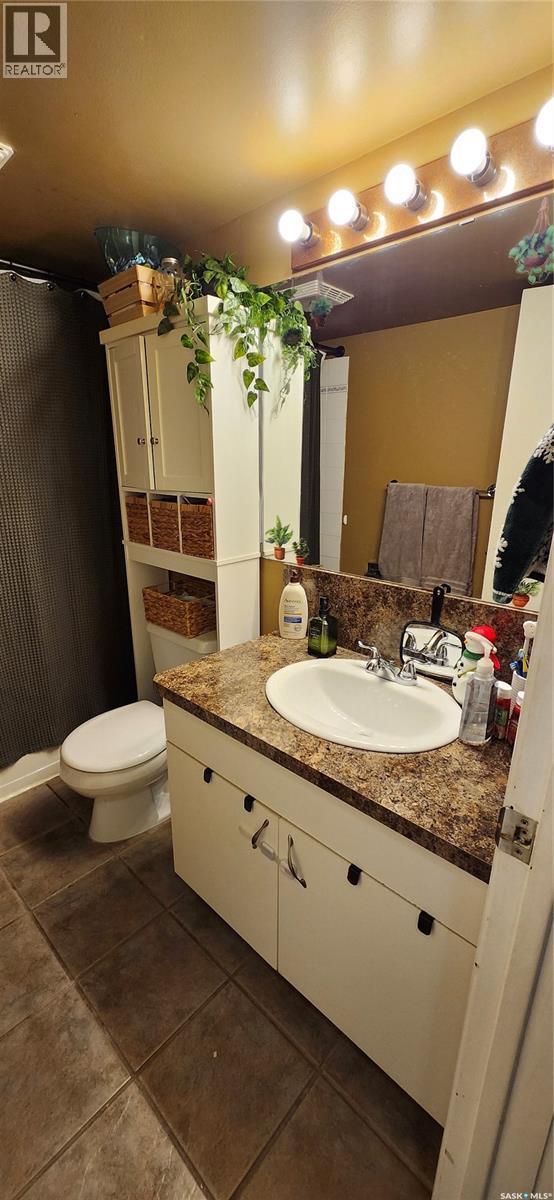 34 15 Assiniboine Drive, Saskatoon, SK - Indoor Photo Showing Bathroom