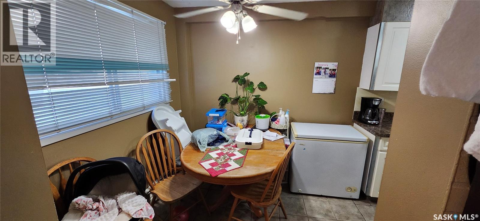34 15 Assiniboine Drive, Saskatoon, SK - Indoor Photo Showing Laundry Room