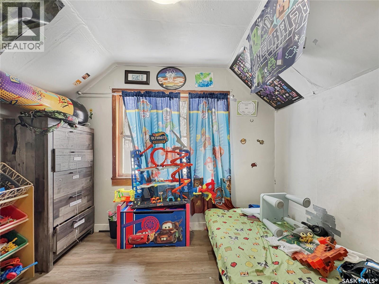 1062 104Th Street, North Battleford, SK - Indoor Photo Showing Other Room