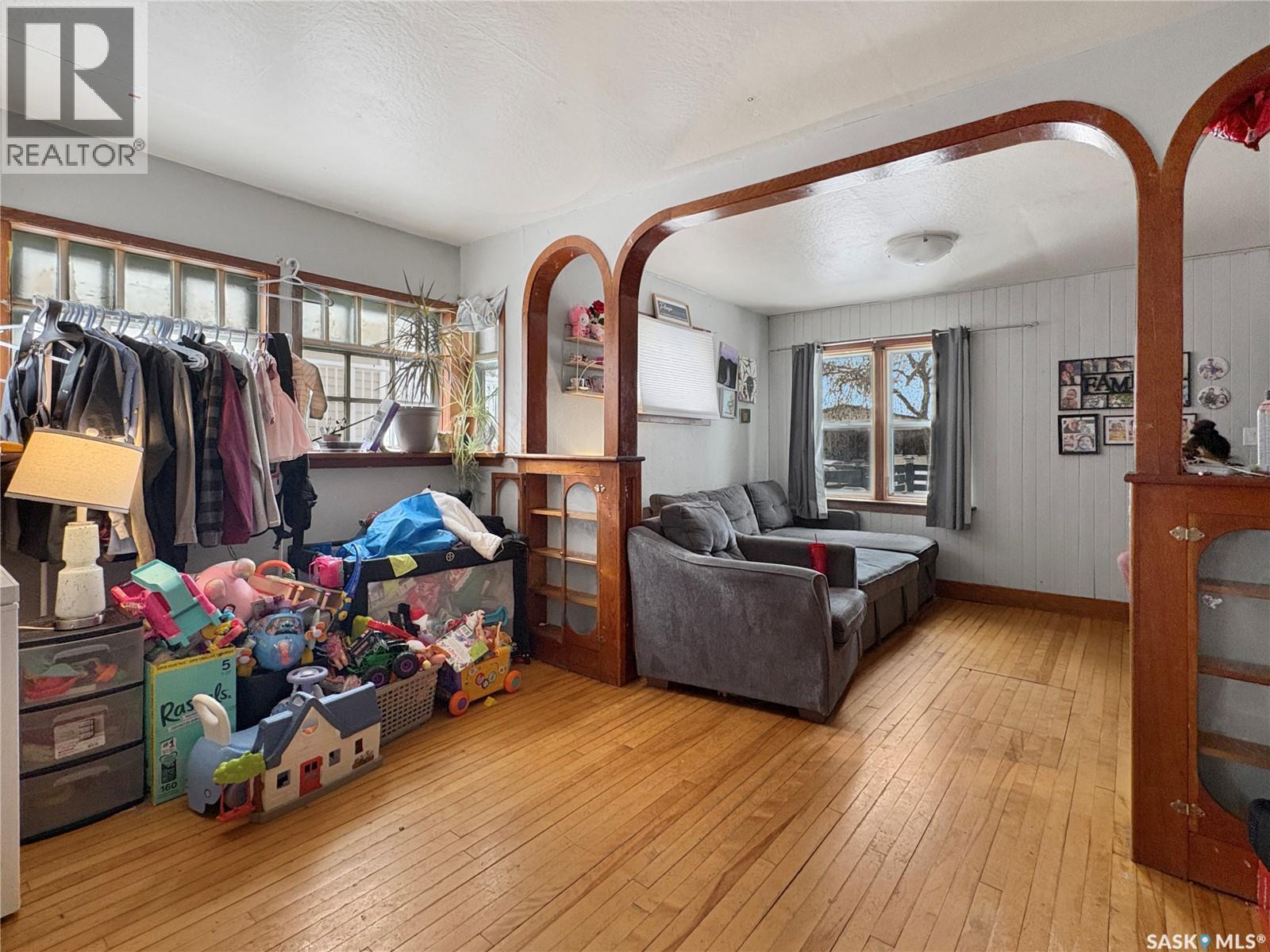 1062 104Th Street, North Battleford, SK - Indoor