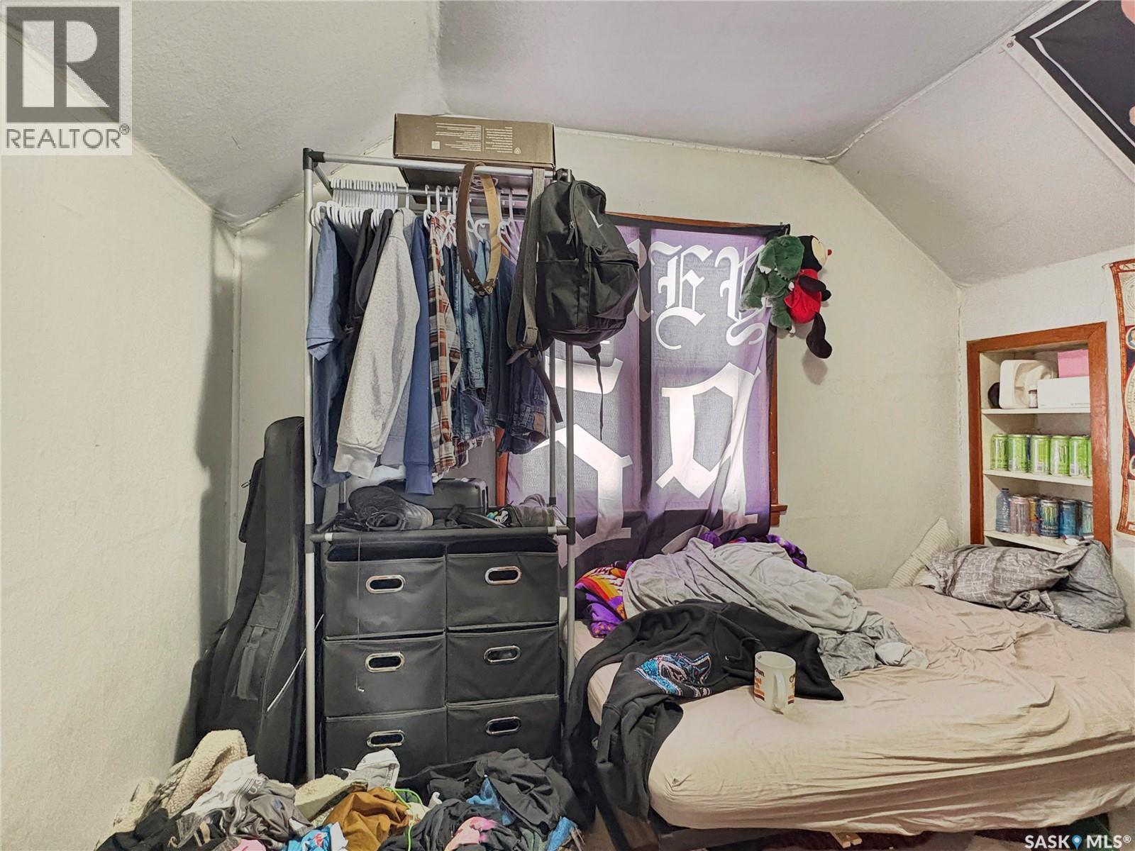 1062 104Th Street, North Battleford, SK - Indoor