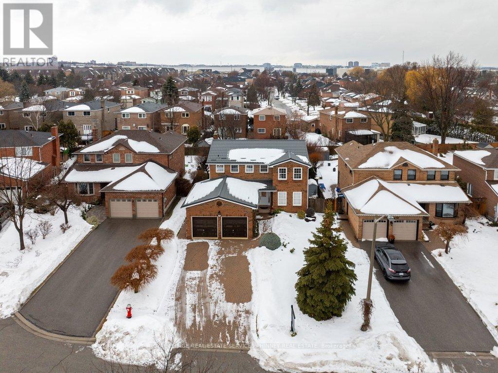 2289 Beejay Court, Mississauga, ON - Outdoor