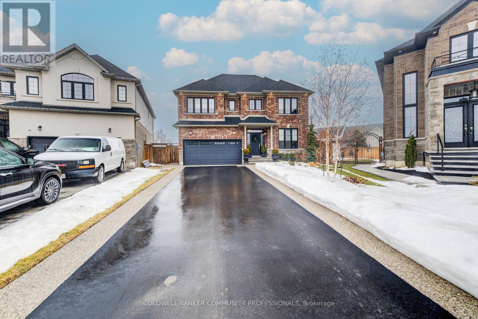 24 Festival Way, Hamilton, ON - Outdoor With Facade