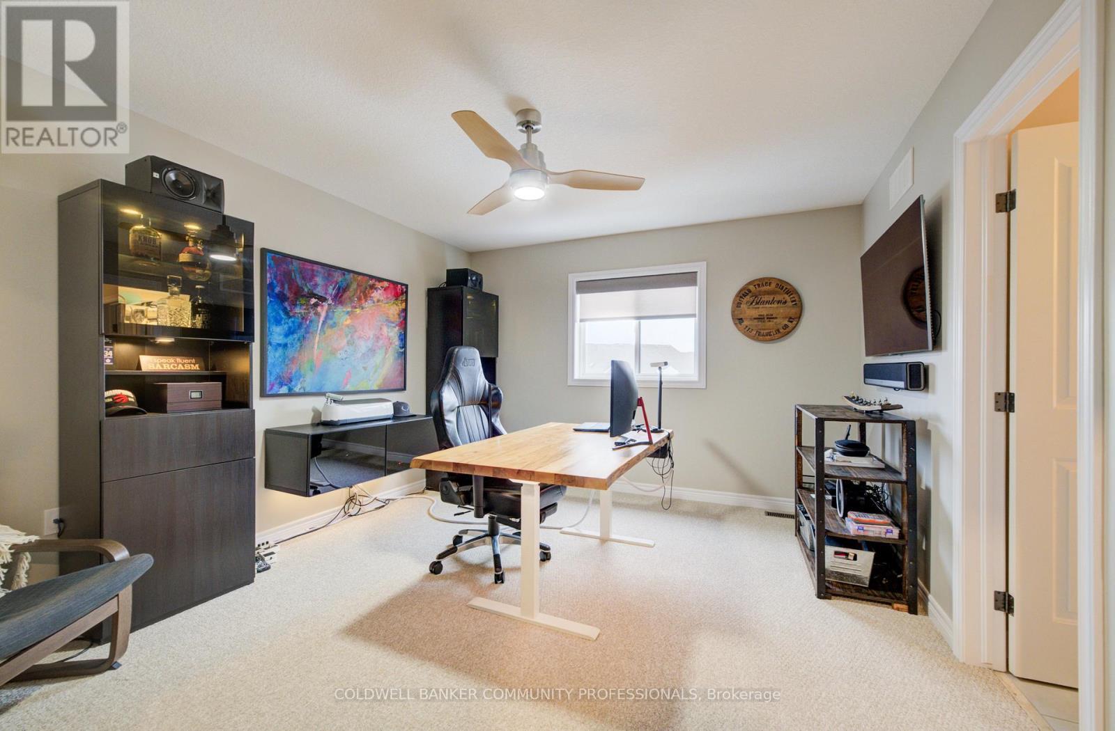 24 Festival Way, Hamilton, ON - Indoor Photo Showing Office