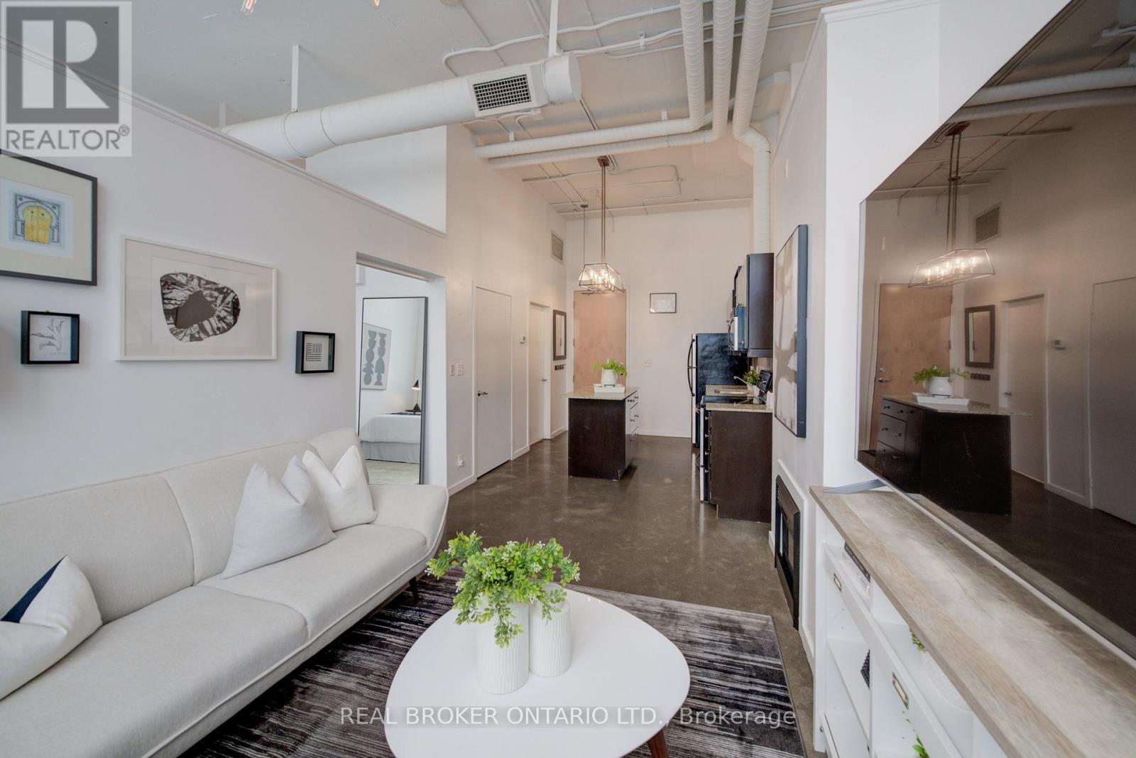 126 - 410 King Street W, Kitchener, ON - Indoor