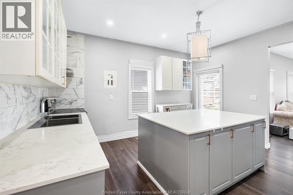 1139 Wellington, Windsor, ON - Indoor Photo Showing Kitchen With Double Sink