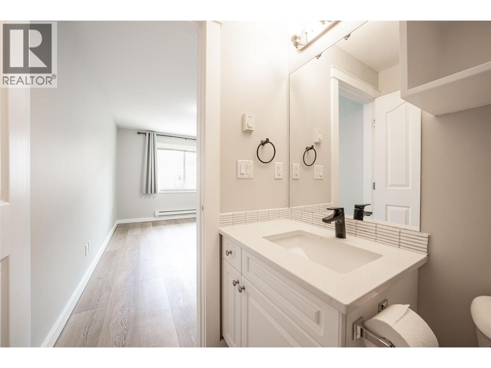 301 Browne Road Unit# 312, Vernon, BC - Indoor Photo Showing Bathroom
