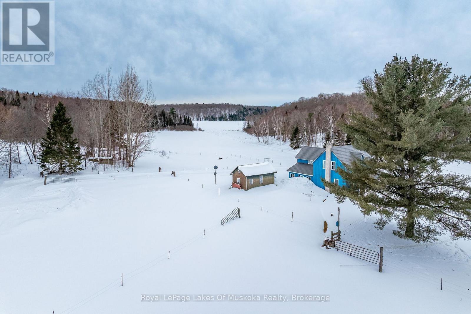 2245 Ahmic Lake Road, Magnetawan, ON - Outdoor With View