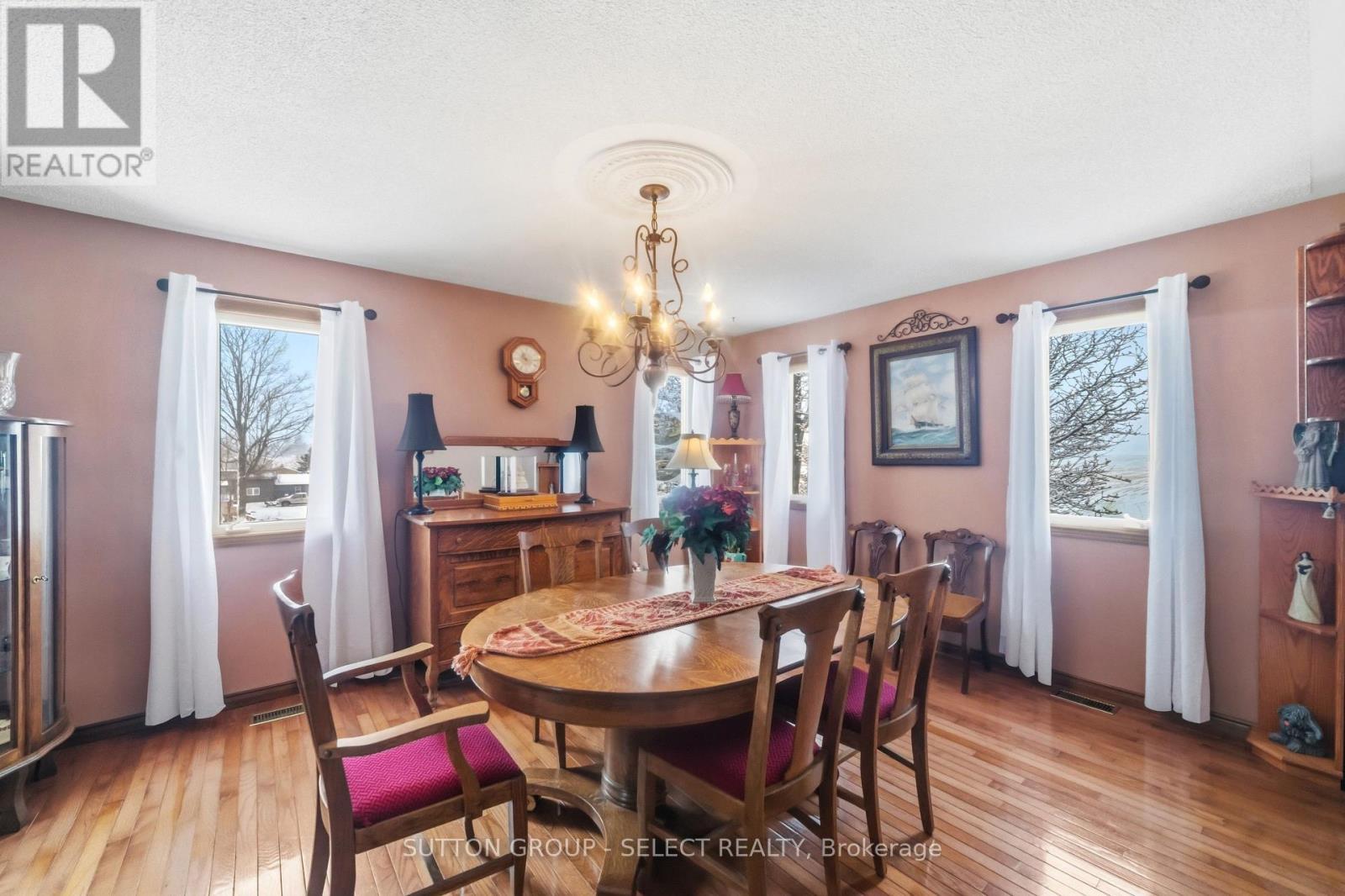77242 London Road, Huron East (Tuckersmith), ON - Indoor Photo Showing Dining Room